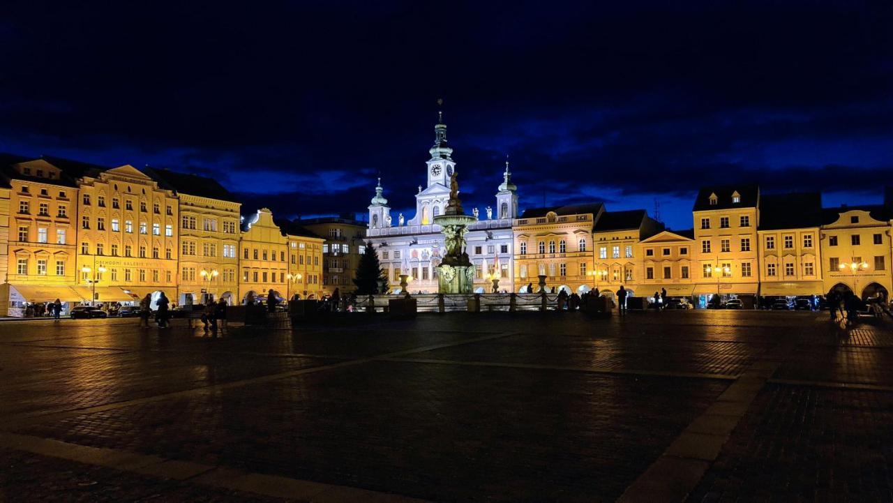 Hotel Novohradska Budweis Exterior foto